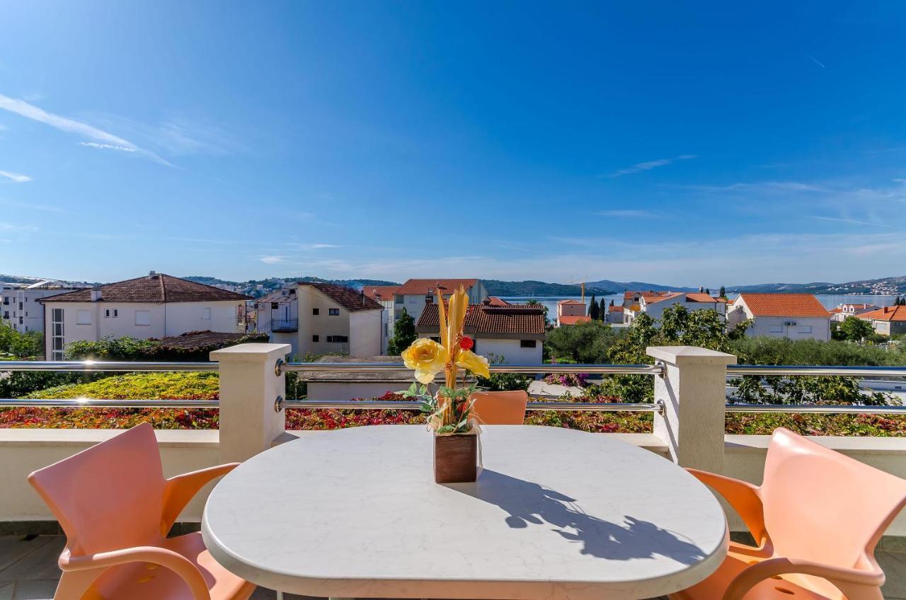 Apartments Palm Tree Trogir Luaran gambar