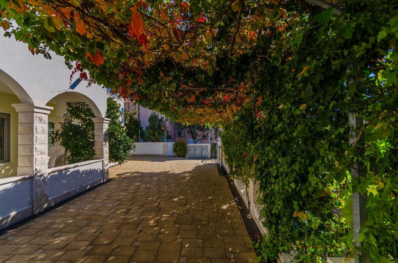 Apartments Palm Tree Trogir Luaran gambar